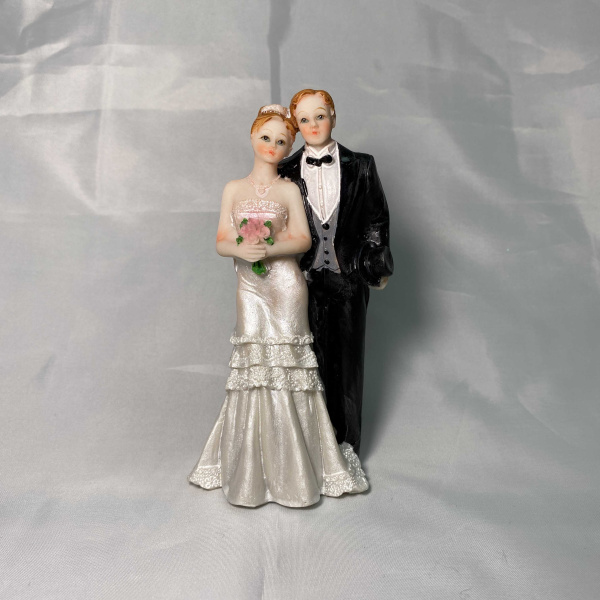 Фигурка для свадебного торта "Невеста с женихом"