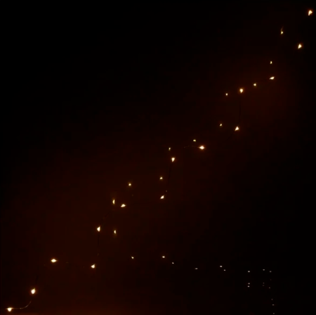 Нить для декора светодиодная на батарейках 1,5м 15 ламп LED (Белый тепло) 