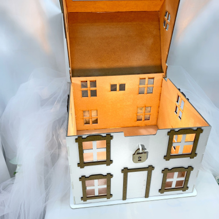 Семейный банк "Дом" (деревянный) большой