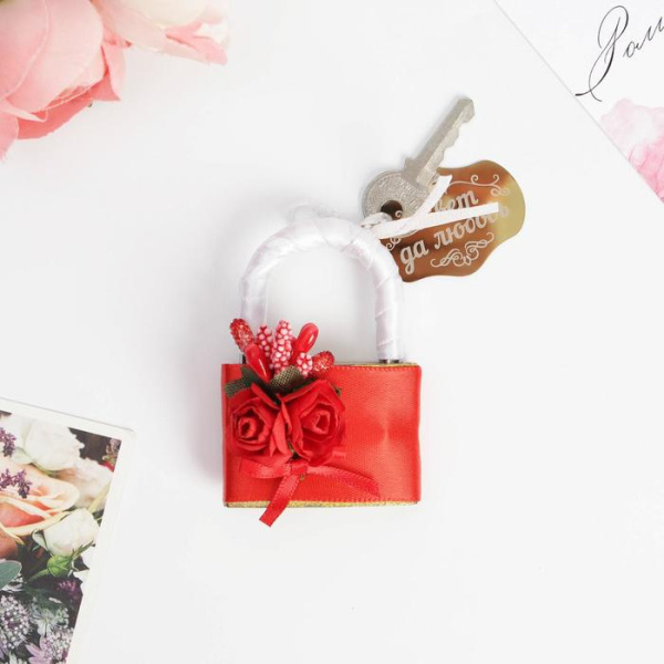 Свадебный замок "Совет да любовь" (цв. бело-красн.) 6,5 х 4,5 х 3,5 см 5389877