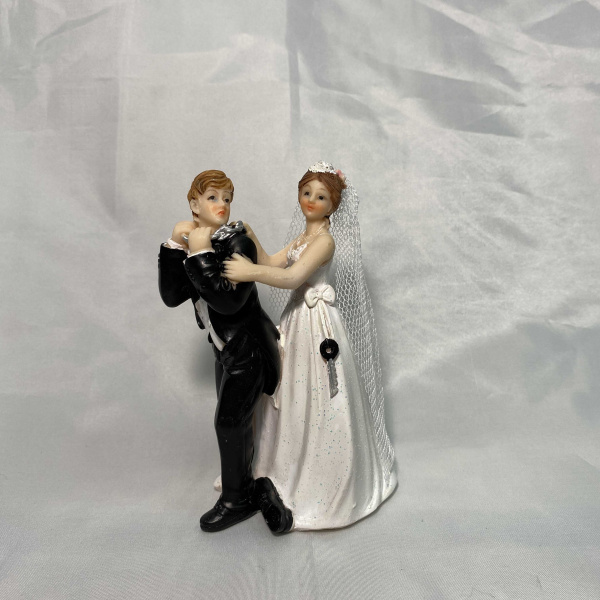 Фигурка для свадебного торта "Ключ от мужчины"