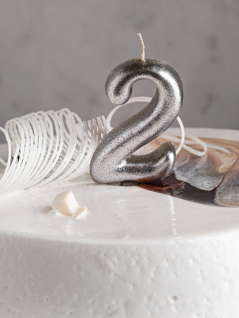 Свеча цифра 2 "Овал" серебро