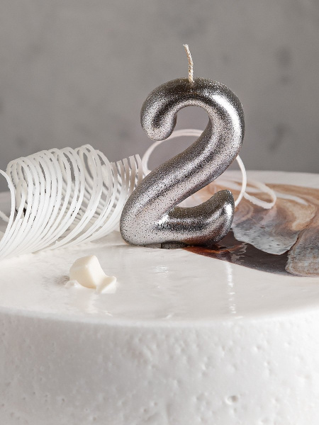 Свеча цифра 2 "Овал" серебро