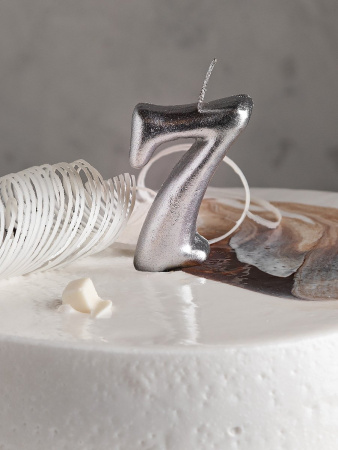 Свеча цифра 7 "Овал" серебро