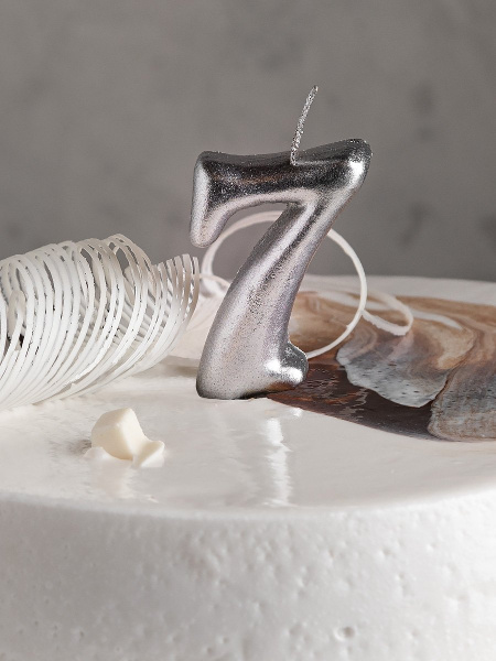 Свеча цифра 7 "Овал" серебро