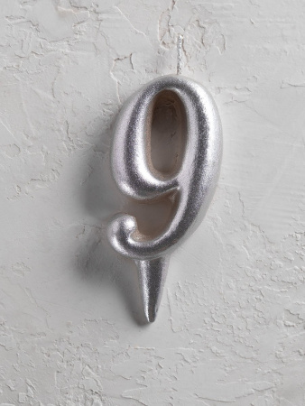 Свеча цифра 9 "Овал" серебро