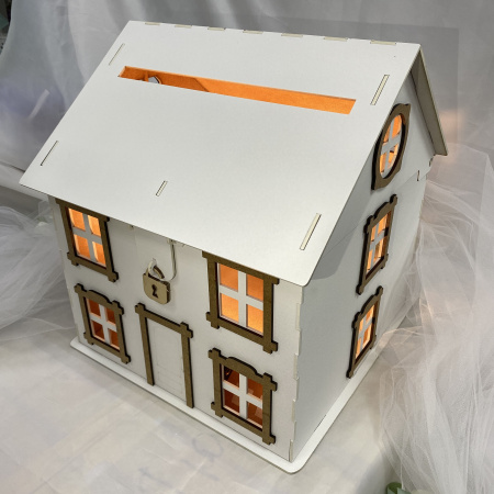 Семейный банк "Дом" (деревянный) большой